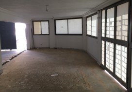 A VENDRE LOCAL 3 NIV 700 M2 TU SUD
