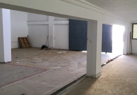 A VENDRE LOCAL 3 NIV 700 M2 TU SUD