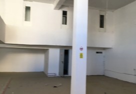 A VENDRE LOCAL 3 NIV 700 M2 TU SUD