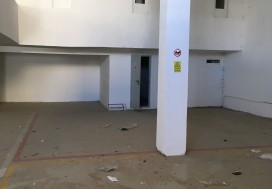 A VENDRE LOCAL 3 NIV 700 M2 TU SUD