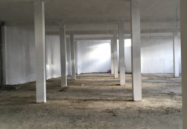 A LOUER LOCAL DALLE 700 M2 TUNIS SUD