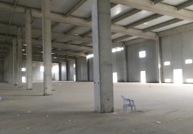 A LOUER LOCAL INDUSTR 4488 M2 TU  OUEST