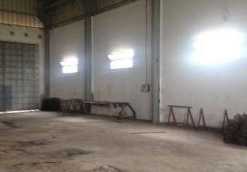 A LOUER DEPOT CHARP A RADES 1000 M2