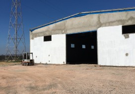 A LOUER DEPOT CHARP 2000 M2 TUN OUEST
