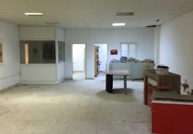 A VENDRE LOCAL INDUSTR 1400 M2 TUNIS SUD