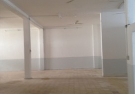A LOUER DEPOT 500/870 M2 CHARGUIA