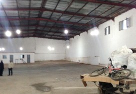 A LOUER 2 LOCAUX 1820 M2 TUN OUEST