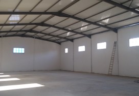 A LOUER LOCAL INDUSTR 700 M TUN SUD