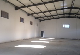 A LOUER LOCAL INDUSTR 700 M TUN SUD