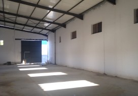 A LOUER LOCAL INDUSTR 700 M TUN SUD