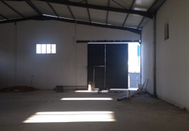A LOUER LOCAL INDUSTR 700 M TUN SUD