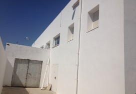 A LOUER LOCAL 600 M2 MGHIRA