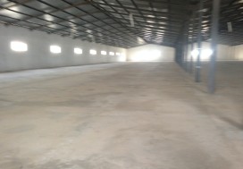 A VENDRE 2 DEPOT 10 000 M2 CHARPENTE