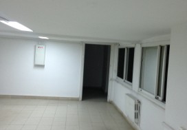 A L PLATEAU BUREAUX 300 M2 A SAVARY