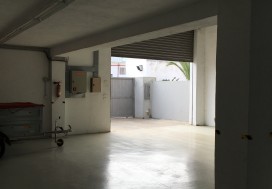 A LOUER LOCAL INDUSTR HS TUN SUD