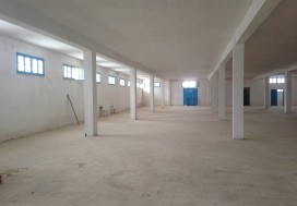 A LOUER LOCAL DALE 3000 M2 SLIMANE