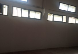 A LOUER LOCAL 1200 M2 CHARGUIA