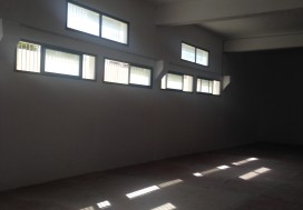 A LOUER LOCAL 1200 M2 CHARGUIA
