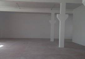 A LOUER LOCAL 1200 M2 CHARGUIA