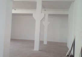 A LOUER LOCAL 1200 M2 CHARGUIA