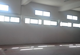 A LOUER LOCAL 1200 M2 CHARGUIA
