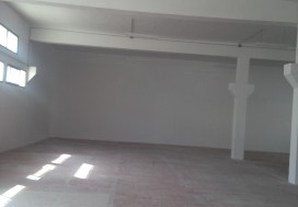 A LOUER LOCAL 1200 M2 CHARGUIA