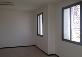 A LOUER LOCAL 1200 M2 CHARGUIA