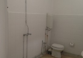 A LOUER LOCAL 1200 M2 CHARGUIA