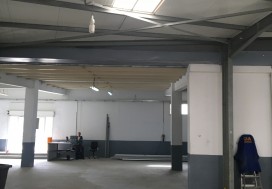 A VENDRE LOCAL 950/1148 M2 ARIANA