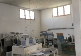 A VENDRE LOCAL 332/2500 M2 TU OUEST