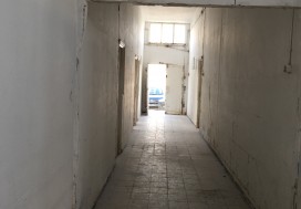 A VENDRE LOCAL 332/2500 M2 TU OUEST
