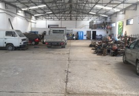 A VENDRE LOCAL 1300/2000 M2 BEN AROUS