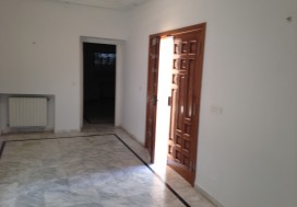 A LOUER VILLA HS ENNASR 750 M2