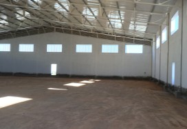 A LOUER LOCAL 1700 M2 TUNIS OUEST