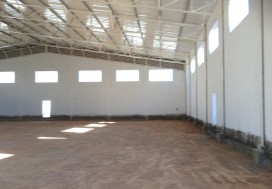 A LOUER LOCAL 1700 M2 TUNIS OUEST