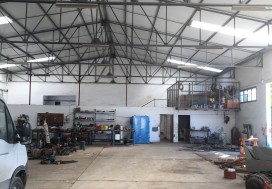 A VENDRE LOCAL 1300/2000 M2 BEN AROUS