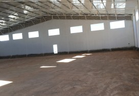 A LOUER LOCAL 1700 M2 TUNIS OUEST