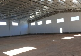 A LOUER LOCAL 1700 M2 TUNIS OUEST