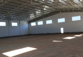 A LOUER LOCAL 1700 M2 TUNIS OUEST