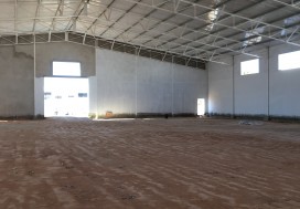 A LOUER LOCAL 1700 M2 TUNIS OUEST