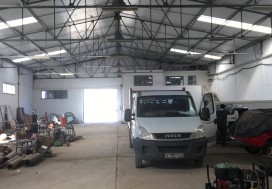 A VENDRE LOCAL 1300/2000 M2 BEN AROUS