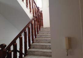 A LOUER VILLA HS ENNASR 750 M2