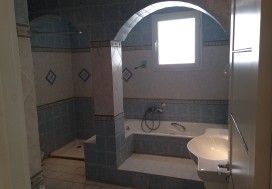 A LOUER VILLA HS ENNASR 750 M2