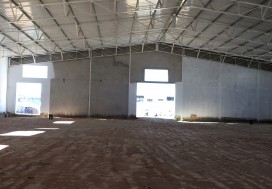 A LOUER LOCAL 1700 M2 TUNIS OUEST