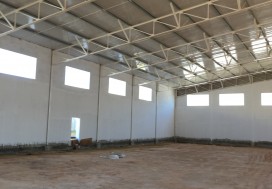 A LOUER LOCAL 1700 M2 TUNIS OUEST