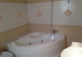 A LOUER VILLA HS ENNASR 750 M2