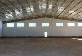A LOUER LOCAL 1700 M2 TUNIS OUEST