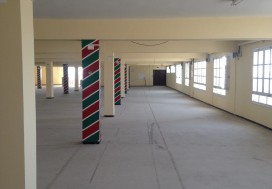 A LOUER LOCAL 4500 M2 CHARGUIA