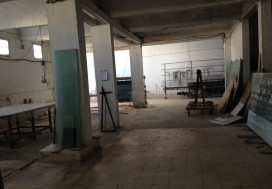 A LOUER LOCAL 1300 M2 RTE DE BIZERTE
