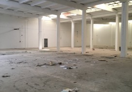A LOUER LOCAL INDUSTR B AROUS 3500 M2